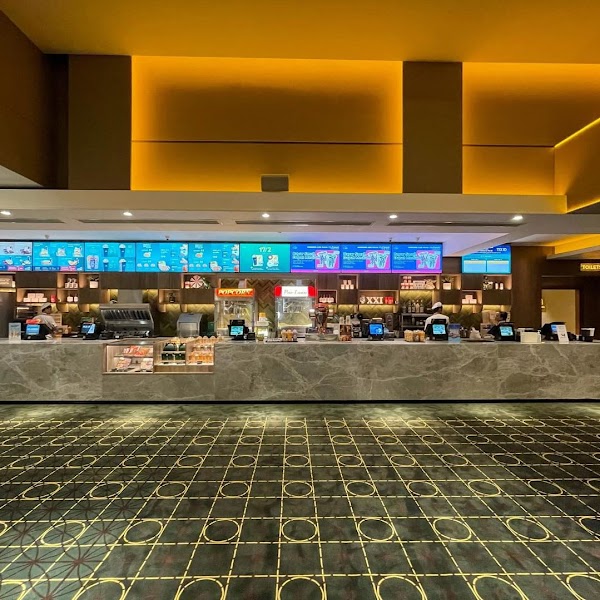 SUPERMAL KARAWACI XXI