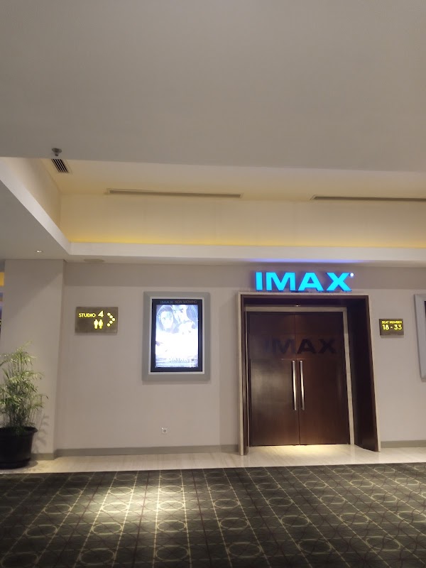 TUNJUNGAN 5 PREMIERE